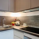 Appartement Guesthost - Nina - Your Comfort In The Heart Of *
